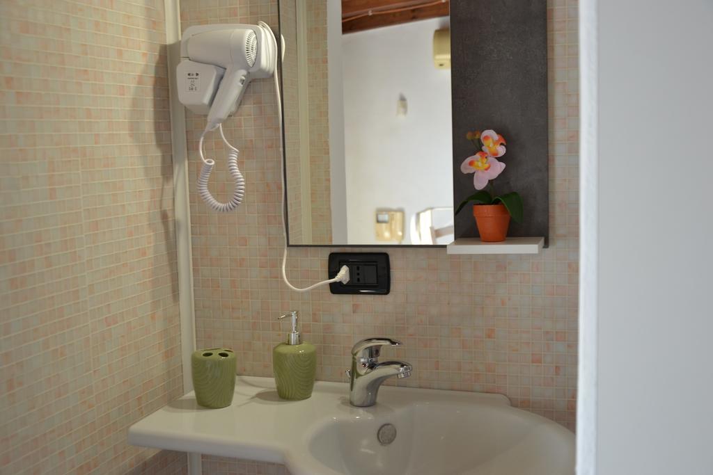 モノーポリCasa Chiaraアパートメント エクステリア 写真
